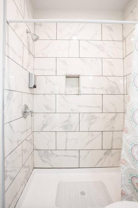 Modern, Luxurious And Prime Location In One *